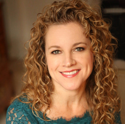 Melinda Soothes Her Endometriosis Symptoms
